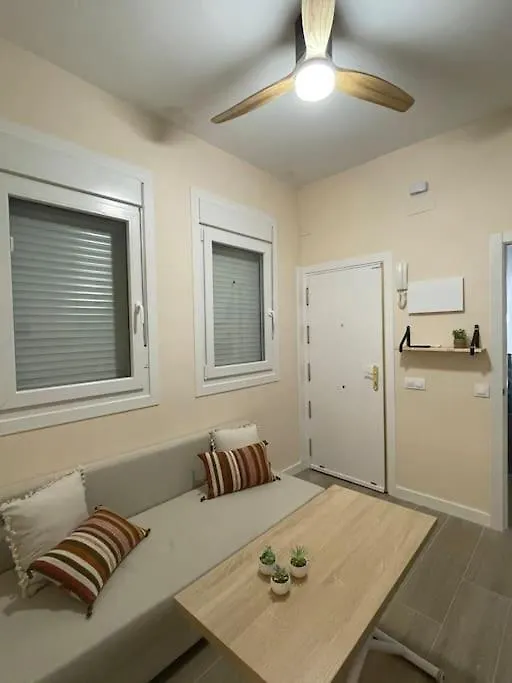 Beautiful Apartament In Lavapies For 3 Pax - 011-1